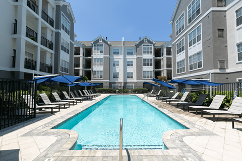 Sparkling Pool at Willowest in Lindbergh in Atlanta, GA 30324